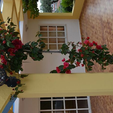 Karavos Hotel Apartments อาร์คานเยโลส ภายนอก รูปภาพ