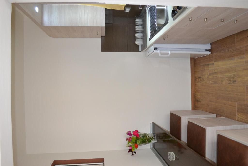 Karavos Hotel Apartments อาร์คานเยโลส ห้อง รูปภาพ